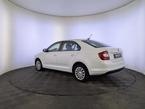 Skoda Rapid I Рестайлинг с пробегом 2019 года, цена 1 300 000 рублей, 99438 км, лифтбек, Автокод Объявления