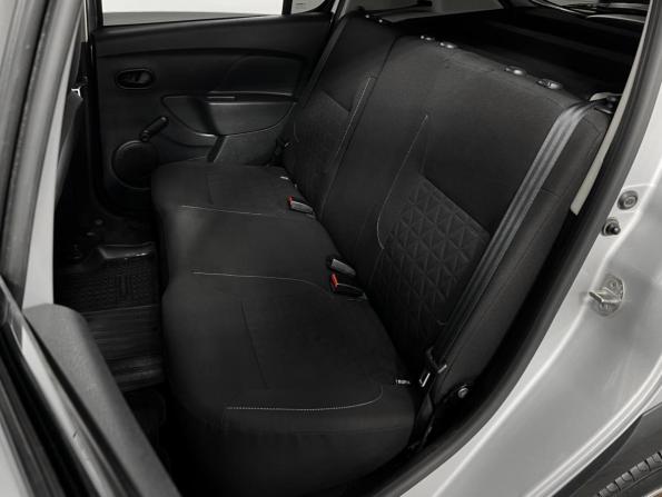 Renault Sandero II с пробегом 2015 года, цена 767 300 рублей, 142375 км, хэтчбек, Автокод Объявления