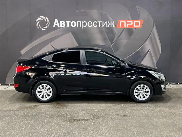 Hyundai Solaris I Рестайлинг с пробегом 2016 года, цена 860 000 рублей, 123455 км, седан, Автокод Объявления