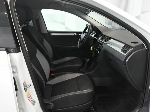 Skoda Rapid I с пробегом 2017 года, цена 1 250 000 рублей, 132785 км, лифтбек, Автокод Объявления