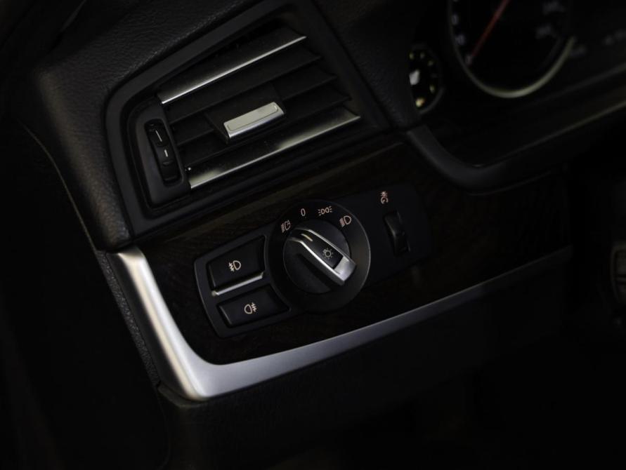 BMW 5 серии VI (F10/F11/F07) Рестайлинг Санкт-Петербург  - изображение 24