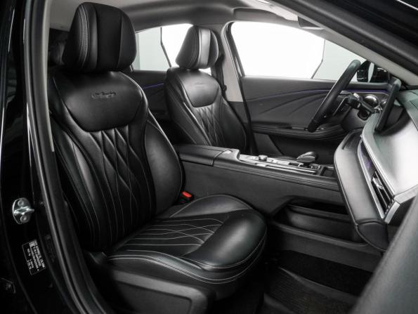 Chery Arrizo 8 с пробегом 2023 года, цена 1 978 000 рублей, 57040 км, седан, Автокод Объявления
