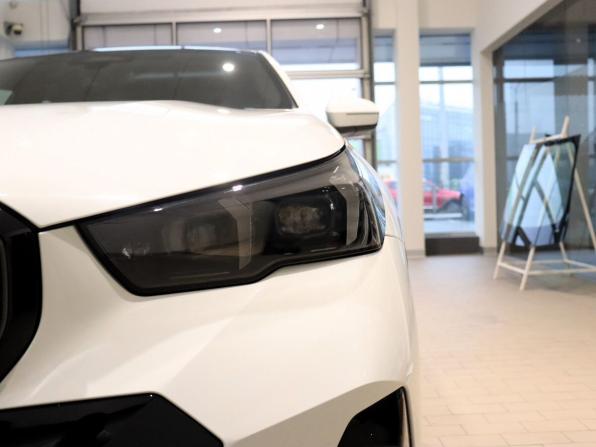BMW 5 серии VIII (G60/G61/G68) с пробегом 2023 года, цена 8 290 000 рублей, 6710 км, седан, Автокод Объявления