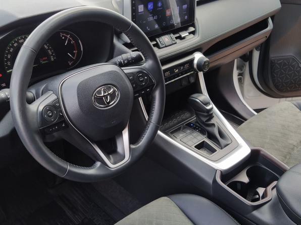 Toyota RAV4 V (XA50) с пробегом 2023 года, цена 3 625 000 рублей, 24100 км, внедорожник, Автокод Объявления