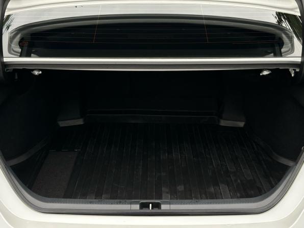 Toyota Camry VIII (XV70) Рестайлинг с пробегом 2021 года, цена 2 879 000 рублей, 83405 км, седан, Автокод Объявления
