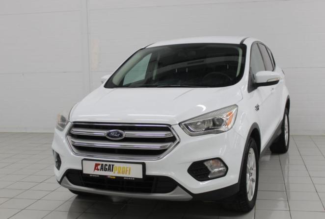 Ford Kuga II Рестайлинг с пробегом 2017 года, цена 1 465 000 рублей, 253238 км, внедорожник, Автокод Объявления