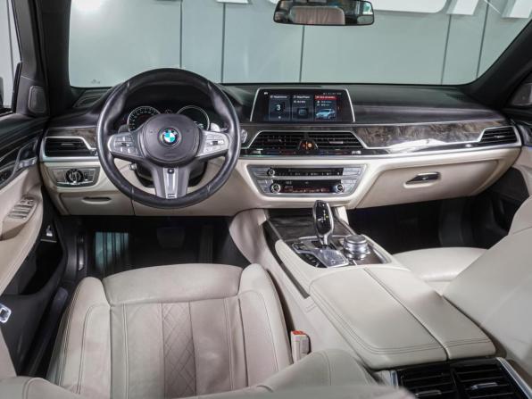 BMW 7 серии VI (G11/G12) с пробегом 2016 года, цена 3 199 000 рублей, 203753 км, седан, Автокод Объявления