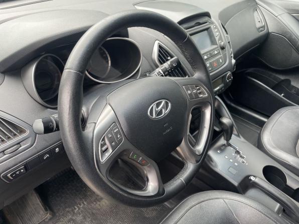 Hyundai ix35 I Рестайлинг с пробегом 2014 года, цена 1 312 000 рублей, 252270 км, внедорожник, Автокод Объявления