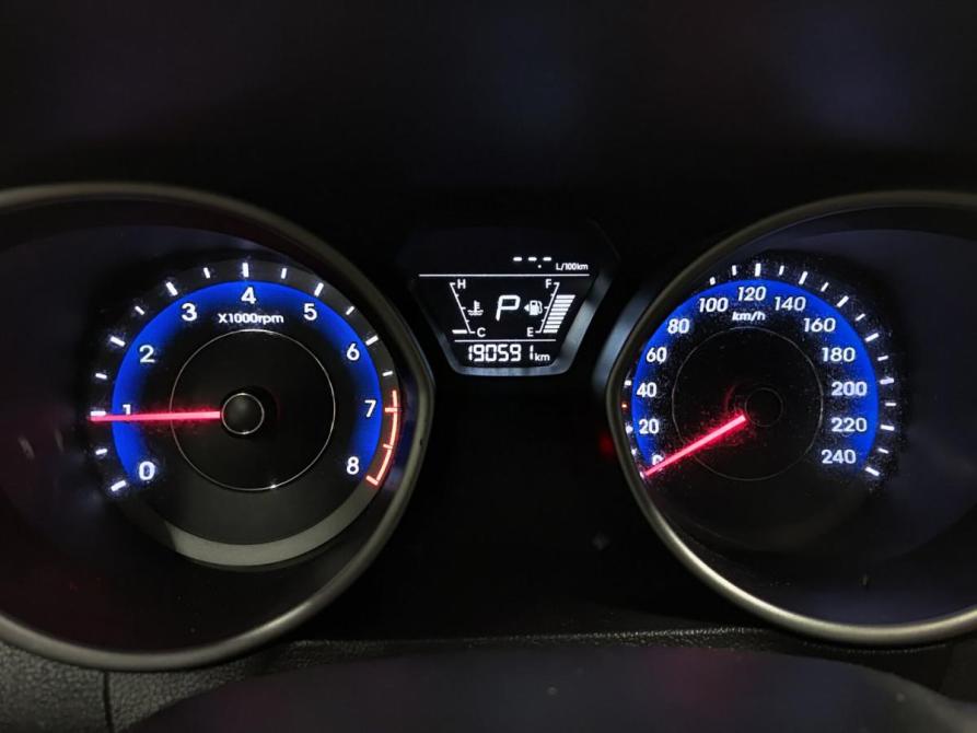 Hyundai Elantra V (MD) Рестайлинг Казань  - изображение 16