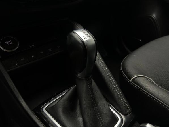 Renault Kaptur I Рестайлинг с пробегом 2021 года, цена 1 579 000 рублей, 120028 км, внедорожник, Автокод Объявления