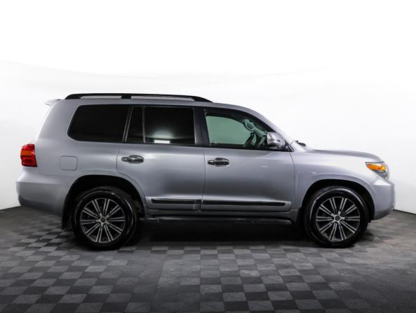 Toyota Land Cruiser 200 Series Рестайлинг 1 с пробегом 2012 года, цена 3 497 000 рублей, 345000 км, внедорожник, Автокод Объявления