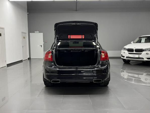 Volvo S60 II Рестайлинг с пробегом 2014 года, цена 1 345 000 рублей, 267206 км, седан, Автокод Объявления