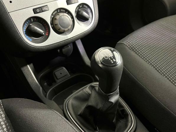 Opel Corsa D Рестайлинг II с пробегом 2013 года, цена 600 000 рублей, 76970 км, хэтчбек, Автокод Объявления