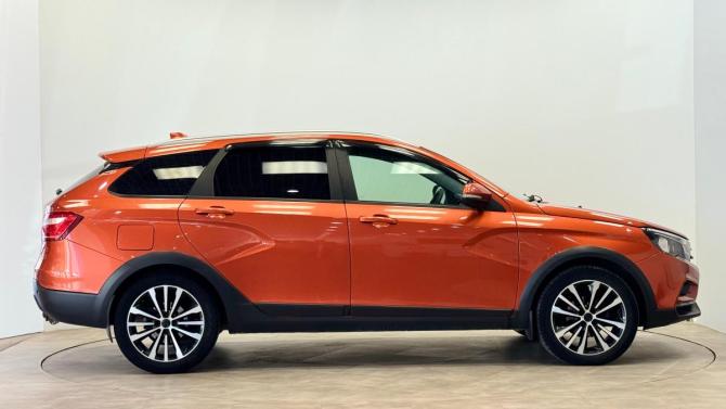 Lada (ВАЗ) Vesta I с пробегом 2018 года, цена 895 000 рублей, 178223 км, универсал, Автокод Объявления
