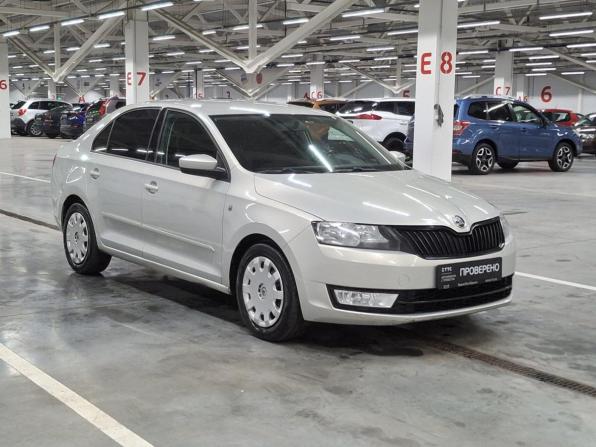 Skoda Rapid I с пробегом 2016 года, цена 799 000 рублей, 245373 км, лифтбек, Автокод Объявления