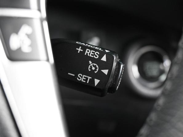 Toyota Highlander II (XU40) Рестайлинг с пробегом 2011 года, цена 1 780 000 рублей, 283366 км, внедорожник, Автокод Объявления