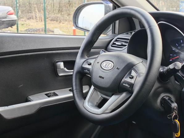 Kia Rio III с пробегом 2012 года, цена 419 000 рублей, 287000 км, хэтчбек, Автокод Объявления