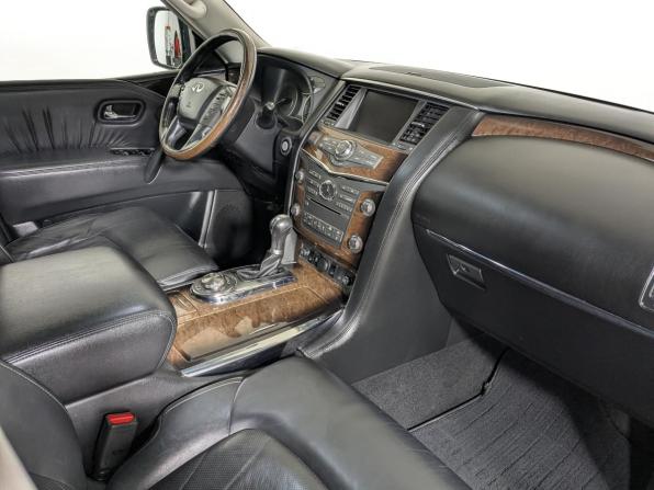 Infiniti QX56 II с пробегом 2011 года, цена 1 799 900 рублей, 310100 км, внедорожник, Автокод Объявления