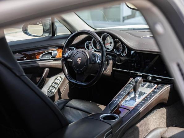 Porsche Panamera I с пробегом 2013 года, цена 3 045 000 рублей, 137131 км, лифтбек, Автокод Объявления