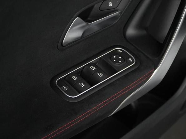 Mercedes-Benz A-Класс IV (W177) с пробегом 2019 года, цена 2 347 077 рублей, 77417 км, хэтчбек, Автокод Объявления