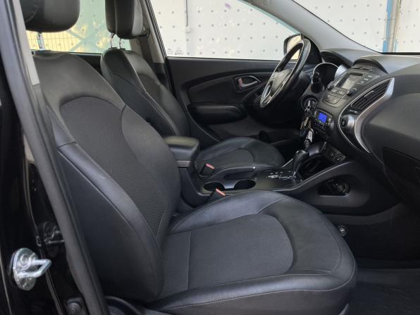 Hyundai ix35 I Рестайлинг с пробегом 2015 года, цена 1 660 000 рублей, 71061 км, внедорожник, Автокод Объявления
