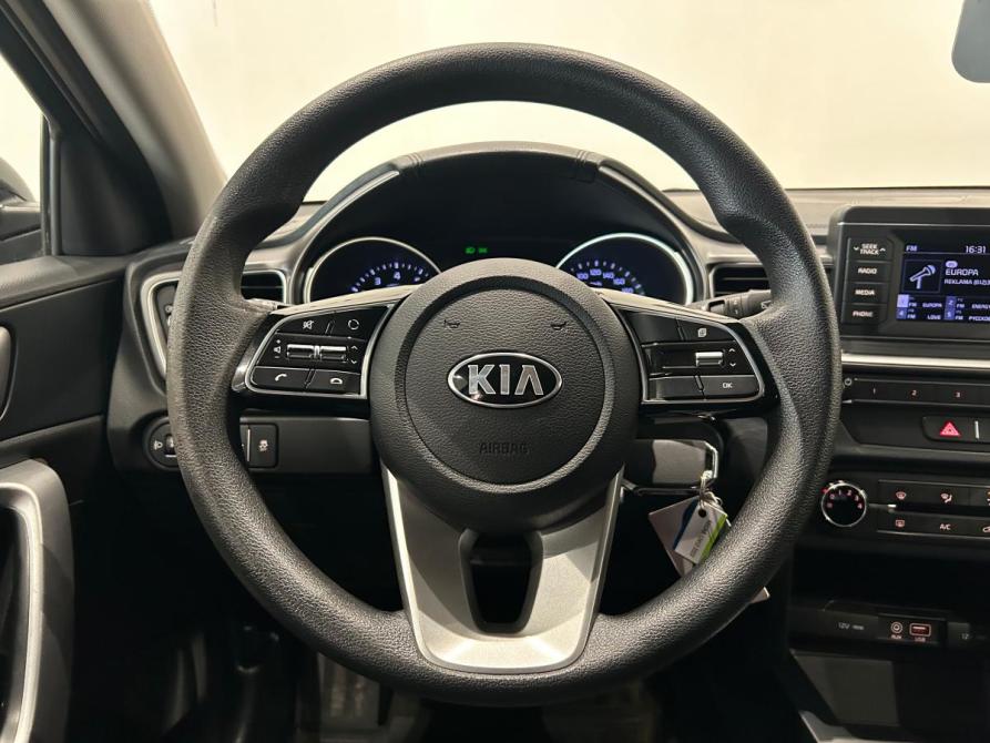Kia Ceed III Санкт-Петербург  - изображение 20