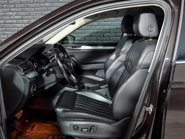 Skoda Superb III с пробегом 2018 года, цена 1 370 000 рублей, 276842 км, лифтбек, Автокод Объявления