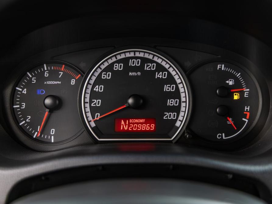 Suzuki Swift III Волгоград  - изображение 9