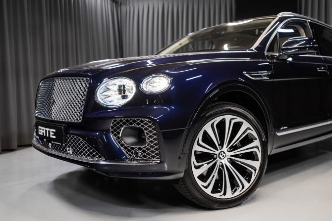 Новый Bentley Bentayga I Рестайлинг 2024 года, цена 48 860 400 рублей, внедорожник, Автокод Объявления