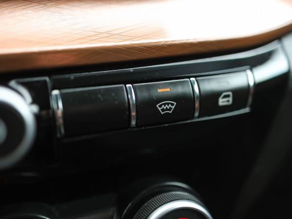 Lada (ВАЗ) Vesta I Рестайлинг (NG) с пробегом 2024 года, цена 1 459 000 рублей, 141000 км, универсал, Автокод Объявления