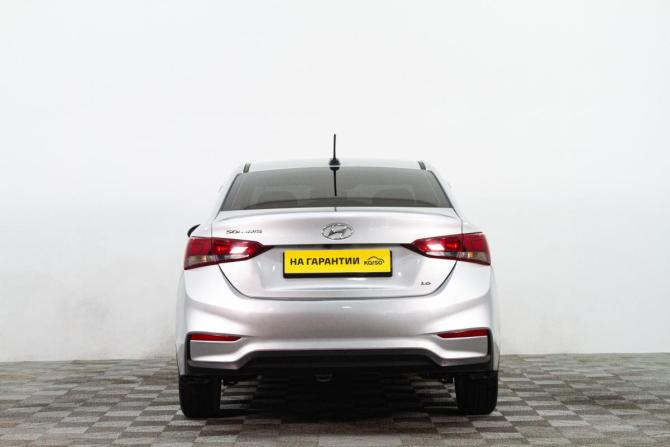 Hyundai Solaris II с пробегом 2017 года, цена 1 379 000 рублей, 137000 км, седан, Автокод Объявления
