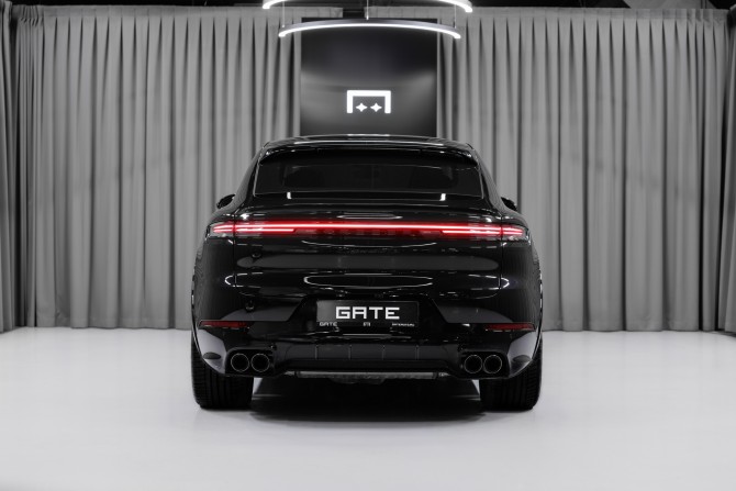 Новый Porsche Cayenne III Рестайлинг 2024 года, цена 30 657 500 рублей, внедорожник, Автокод Объявления