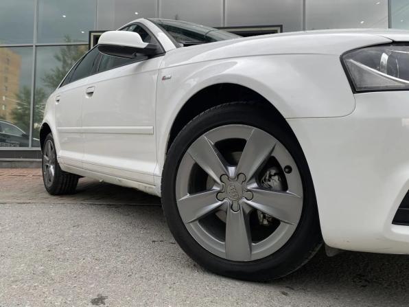 Audi A3 II (8P) Рестайлинг 2 с пробегом 2012 года, цена 675 000 рублей, 221042 км, хэтчбек, Автокод Объявления