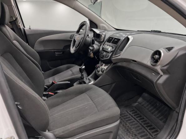 Chevrolet Aveo II с пробегом 2015 года, цена 649 000 рублей, 152000 км, седан, Автокод Объявления