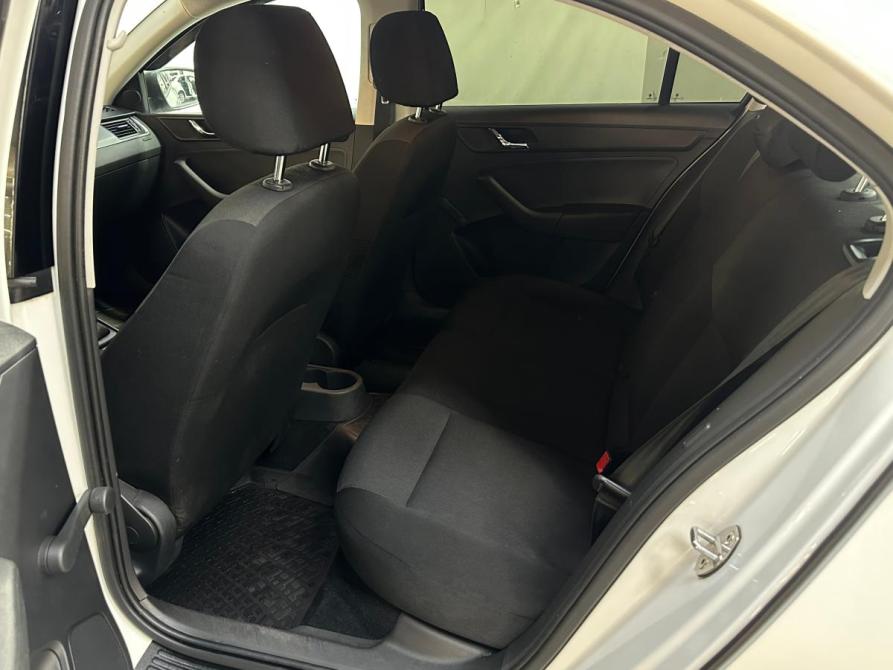 Skoda Rapid I Санкт-Петербург  - изображение 9