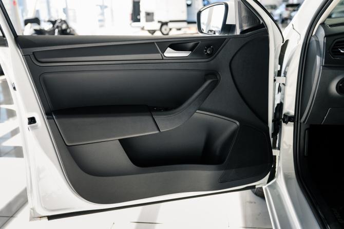 Volkswagen Polo VI с пробегом 2021 года, цена 1 650 000 рублей, 38807 км, лифтбек, Автокод Объявления