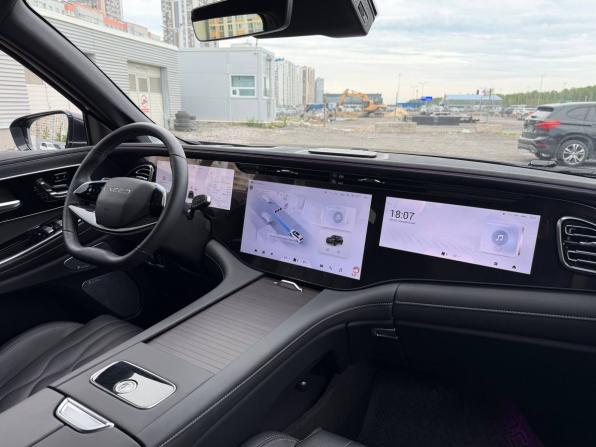 Exeed VX I Рестайлинг с пробегом 2024 года, цена 3 245 000 рублей, 44100 км, внедорожник, Автокод Объявления