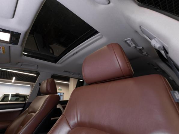 Toyota Land Cruiser 200 Series Рестайлинг 2 с пробегом 2021 года, цена 7 490 000 рублей, 153950 км, внедорожник, Автокод Объявления