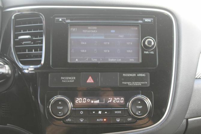 Mitsubishi Outlander III с пробегом 2012 года, цена 1 410 000 рублей, 147000 км, внедорожник, Автокод Объявления