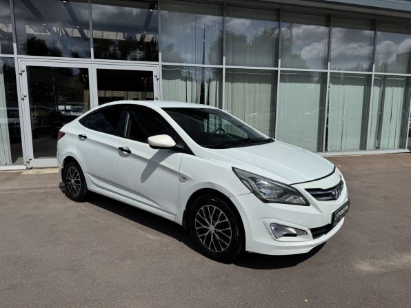 Hyundai Solaris I Рестайлинг с пробегом 2015 года, цена 880 000 рублей, 210111 км, седан, Автокод Объявления
