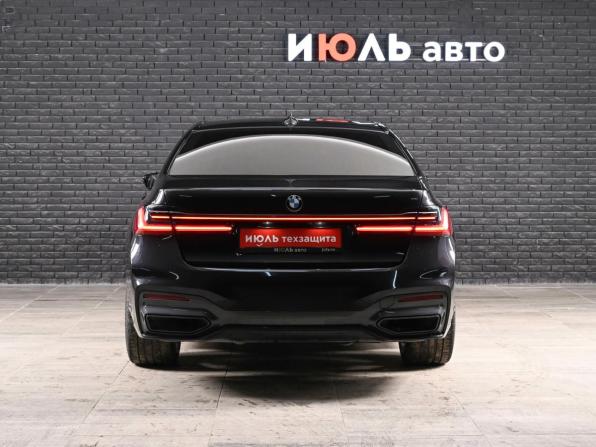 BMW 7 серии VI (G11/G12) Рестайлинг с пробегом 2022 года, цена 6 100 000 рублей, 123714 км, седан, Автокод Объявления