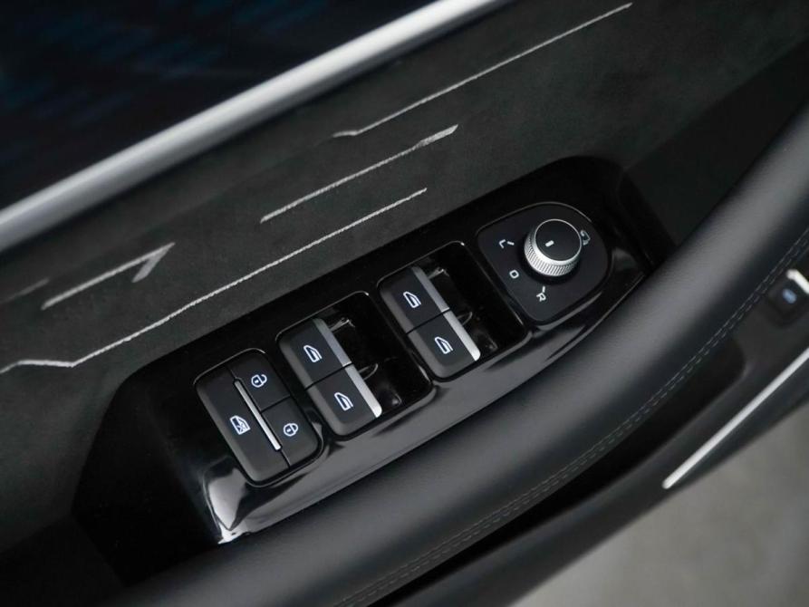 Geely Monjaro I Москва  - изображение 22