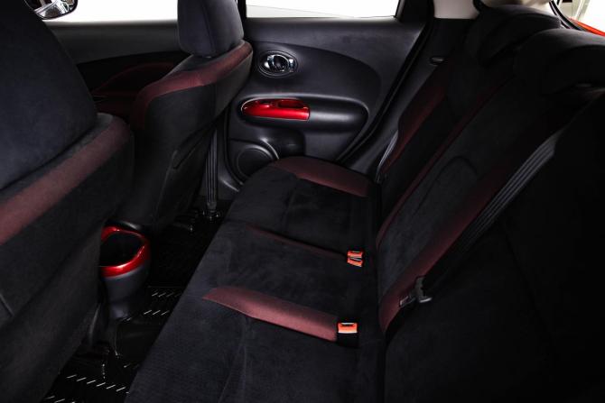 Nissan Juke I с пробегом 2012 года, цена 1 049 000 рублей, 88000 км, внедорожник, Автокод Объявления