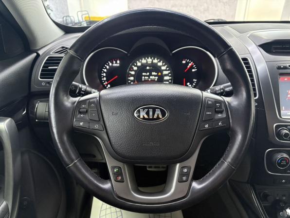 Kia Sorento II Рестайлинг с пробегом 2014 года, цена 2 145 000 рублей, 87000 км, внедорожник, Автокод Объявления