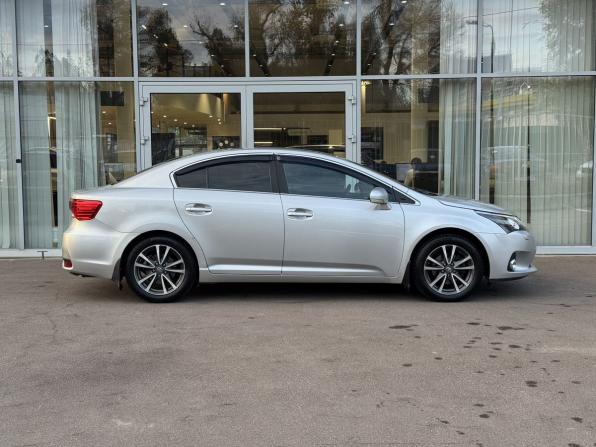 Toyota Avensis III Рестайлинг с пробегом 2012 года, цена 1 299 000 рублей, 239000 км, седан, Автокод Объявления