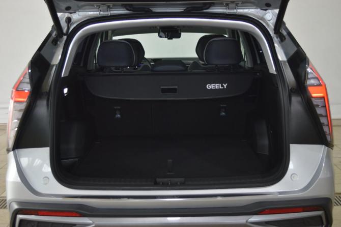 Geely Atlas II с пробегом 2024 года, цена 3 050 000 рублей, 11000 км, внедорожник, Автокод Объявления