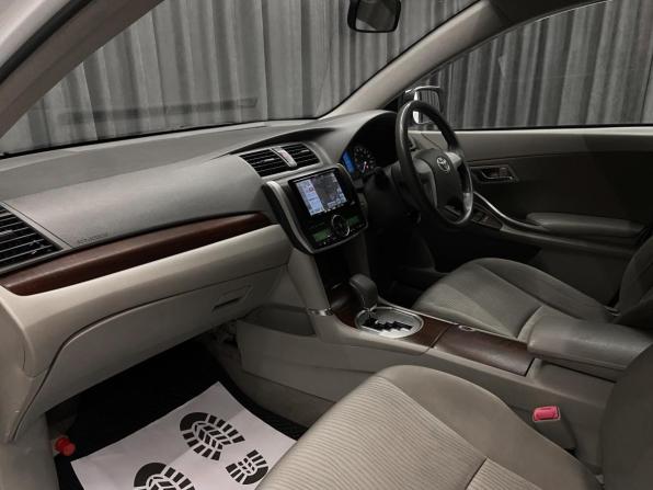 Toyota Premio II (T26) Рестайлинг с пробегом 2011 года, цена 1 050 000 рублей, 165000 км, седан, Автокод Объявления