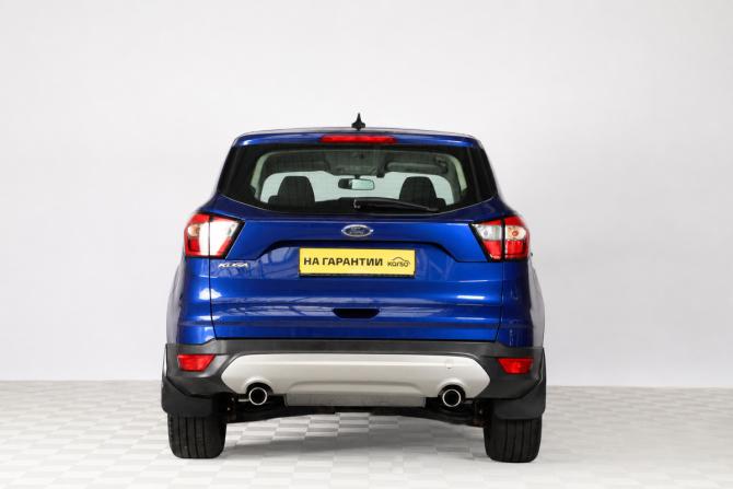Ford Kuga II Рестайлинг с пробегом 2019 года, цена 1 499 000 рублей, 189000 км, внедорожник, Автокод Объявления