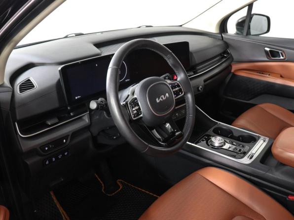 Kia Carnival IV Рестайлинг с пробегом 2024 года, цена 5 500 000 рублей, 58076 км, минивэн, Автокод Объявления