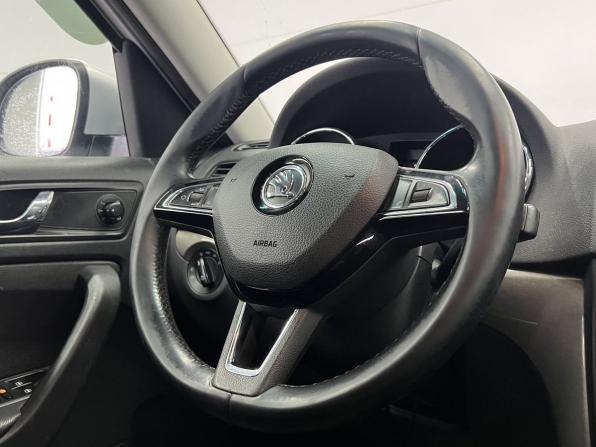 Skoda Yeti I Рестайлинг с пробегом 2014 года, цена 1 099 000 рублей, 186870 км, внедорожник, Автокод Объявления